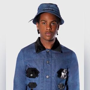 NWT The Hideout Clothing Co Blue Denim Octagon Classic Bucket Hat Pull String